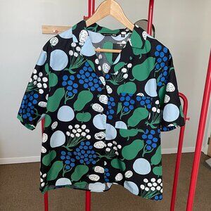 Uniqlo x Marimekko Cotton Poplin Blouse - Size Large - Berry/Fruit Print